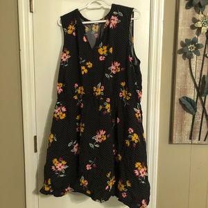 Black & White sleeveless polka flower summer dress